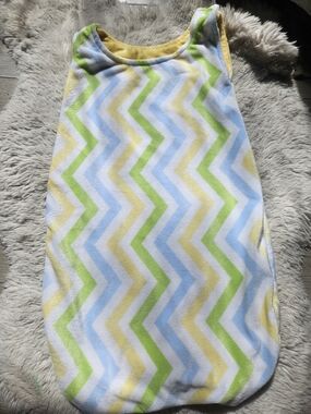 Little Miracles Baby Sleep Sack Reversible Chevron Wearable Blanket 0-6🩷